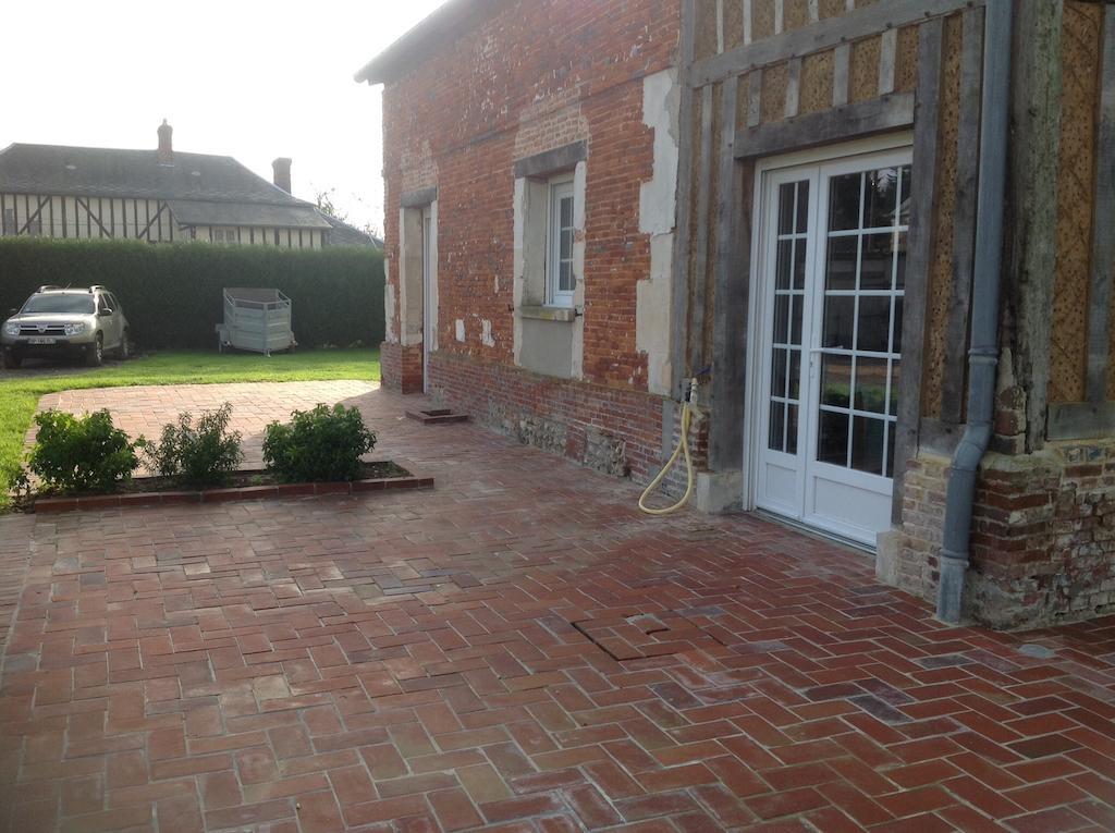 Le Saint Aubin- Maison D Hotes Dans Ce Monastere Du 16 Siecle Amfreville-la-Campagne 외부 사진